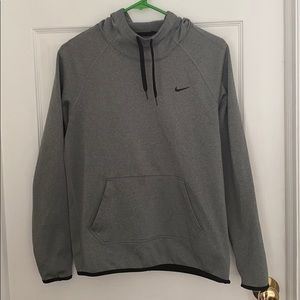 Nike dri fit pullover